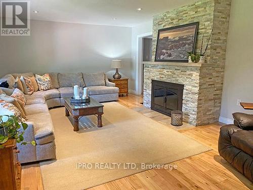 27 Amanda Street, Orangeville, ON - Indoor Photo Showing Living Room With Fireplace