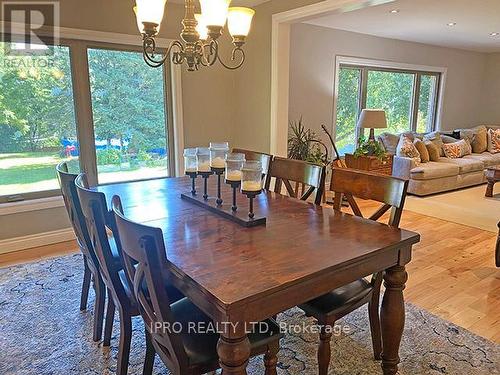 27 Amanda Street, Orangeville, ON - Indoor Photo Showing Dining Room