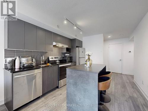 711 - 1131 Cooke Boulevard, Burlington, ON - Indoor Photo Showing Kitchen With Stainless Steel Kitchen With Upgraded Kitchen