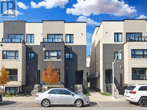 711 - 1131 Cooke Boulevard, Burlington, ON - Outdoor With Balcony With Facade