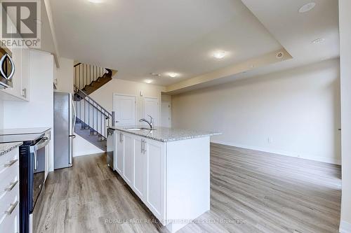 110 - 1573 Rose Way, Milton, ON - Indoor Photo Showing Kitchen