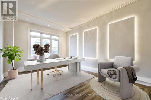 390 Sandhurst Drive, Oakville, ON - Indoor Photo Showing Living Room