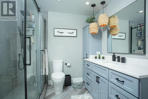 1504 - 5250 Lakeshore Road, Burlington, ON - Indoor Photo Showing Bathroom