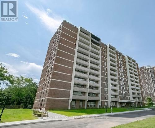 403 - 3120 Kirwin Avenue, Mississauga, ON - Outdoor With Balcony With Facade