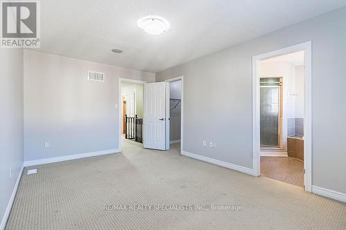 11 Sky Harbour Drive, Brampton, ON - Indoor Photo Showing Other Room