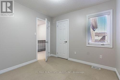 11 Sky Harbour Drive, Brampton, ON - Indoor Photo Showing Other Room