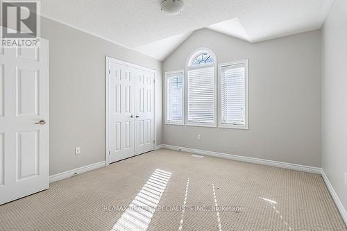 11 Sky Harbour Drive, Brampton, ON - Indoor Photo Showing Other Room