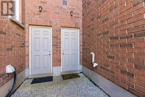 11 Sky Harbour Drive, Brampton, ON - Indoor Photo Showing Other Room