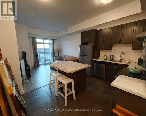 817 - 2490 Old Bronte Road, Oakville, ON - Indoor Photo Showing Kitchen