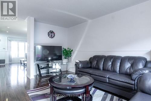 75 Saintsbury Crescent, Brampton, ON - Indoor Photo Showing Living Room