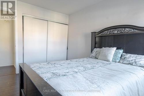 75 Saintsbury Crescent, Brampton, ON - Indoor Photo Showing Bedroom