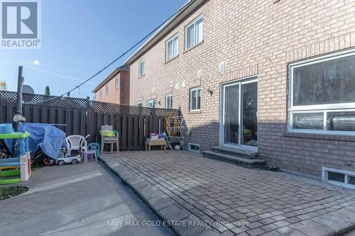 75 Saintsbury Crescent, Brampton, ON - Outdoor With Exterior