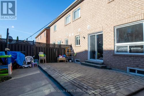 75 Saintsbury Crescent, Brampton, ON - Outdoor With Exterior