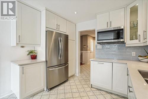 4476 Jenkins Crescent, Mississauga, ON - Indoor Photo Showing Kitchen