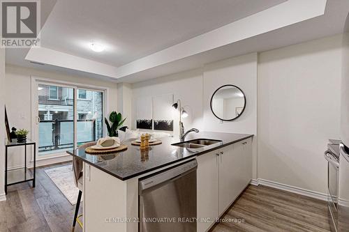 609 - 1034 Reflection Place, Pickering, ON - Indoor Photo Showing Kitchen With Double Sink