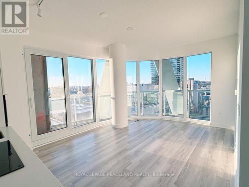 2019 - 230 Simcoe Street, Toronto, ON - Indoor Photo Showing Other Room