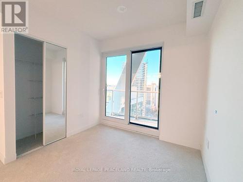 2019 - 230 Simcoe Street, Toronto, ON - Indoor Photo Showing Other Room