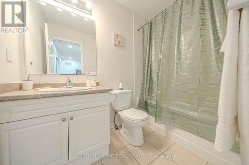 340 Carlissa Run, Newmarket, ON - Indoor Photo Showing Bathroom