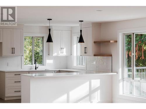 7418 Crowfoot Drive, Anglemont, BC - Indoor Photo Showing Kitchen