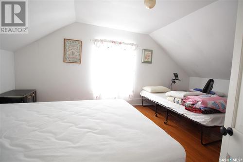 115 5Th Avenue N, Wapella, SK - Indoor Photo Showing Bedroom