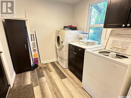 200 South Road, Midale, SK - Indoor Photo Showing Laundry Room