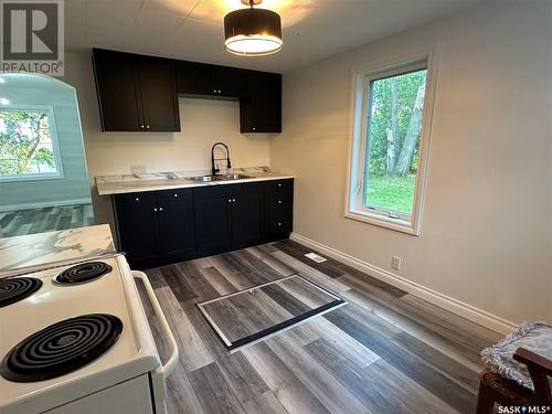 200 South Road, Midale, SK - Indoor Photo Showing Kitchen With Double Sink