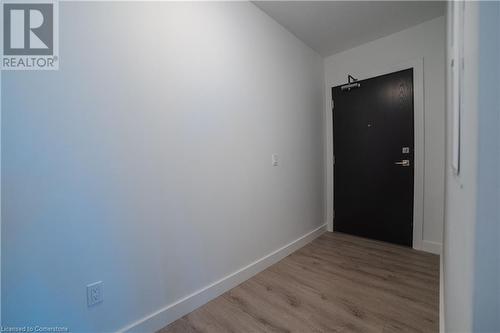 15 Glebe Street Unit# 1301, Cambridge, ON - Indoor Photo Showing Other Room