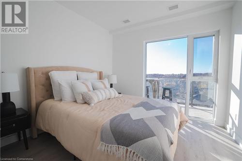 15 Glebe Street Unit# 1312, Cambridge, ON - Indoor Photo Showing Bedroom