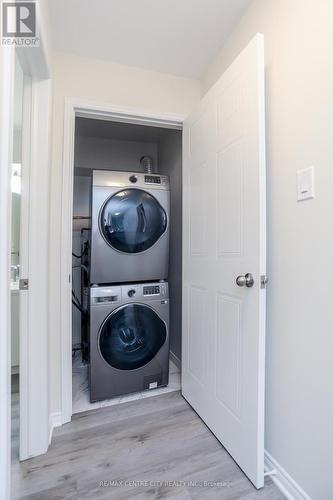 209 - 440 Wellington Street, St. Thomas, ON - Indoor Photo Showing Laundry Room