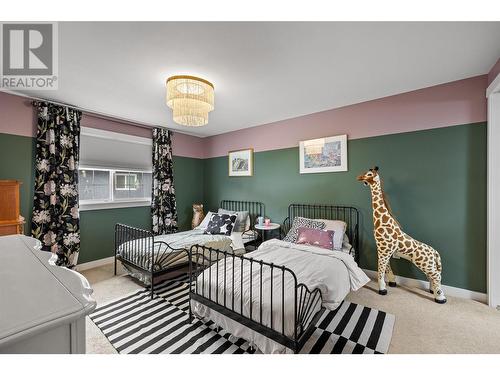 878 Hammer Avenue, Kelowna, BC - Indoor Photo Showing Bedroom