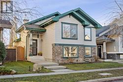 154 Prestwick Landing SE  Calgary, AB T2Z 3S3