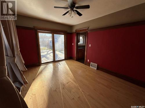 26 2Nd Avenue Se, Weyburn, SK - Indoor Photo Showing Other Room