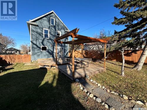 26 2Nd Avenue Se, Weyburn, SK - Outdoor With Deck Patio Veranda