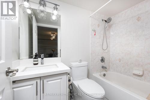 1101 - 5508 Yonge Street, Toronto, ON - Indoor Photo Showing Bathroom