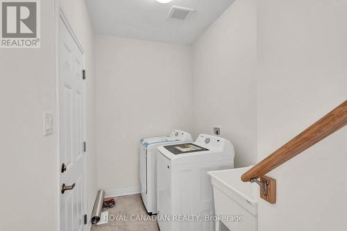 205 Port Crescent, Welland, ON - Indoor Photo Showing Laundry Room