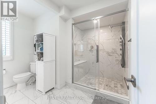 270 Rowntree Drive, Hamilton, ON - Indoor Photo Showing Bathroom