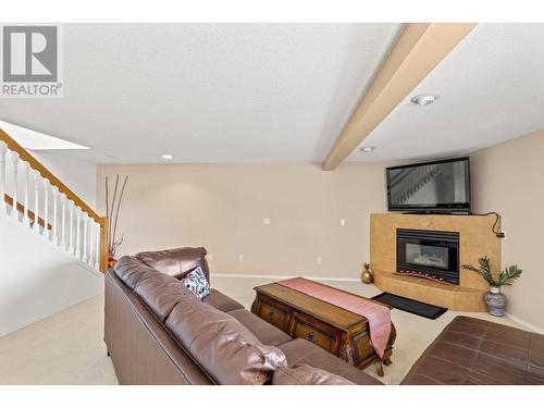 885 Stevenson Road, West Kelowna, BC - Indoor Photo Showing Living Room With Fireplace