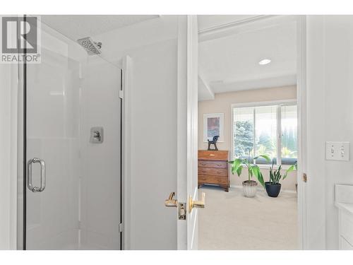 885 Stevenson Road, West Kelowna, BC - Indoor Photo Showing Bathroom