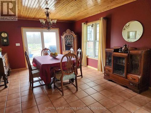 578 Brown Road, Stone Mills, ON - Indoor Photo Showing Dining Room