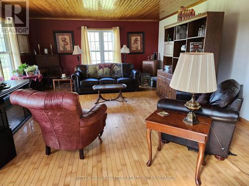 578 Brown Road, Stone Mills, ON - Indoor Photo Showing Living Room