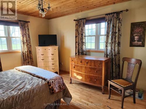 578 Brown Road, Stone Mills, ON - Indoor Photo Showing Bedroom