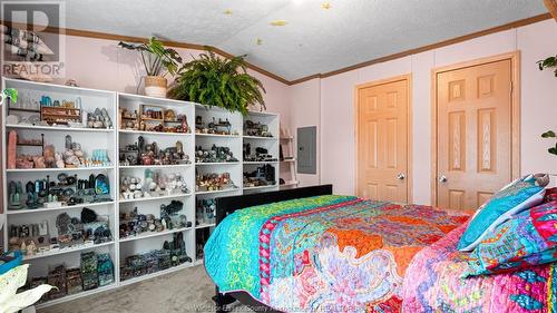 16 Cedar Crescent Unit# 109, Mcgregor, ON - Indoor Photo Showing Bedroom