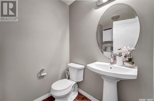 218 Veltkamp Lane, Saskatoon, SK - Indoor Photo Showing Bathroom