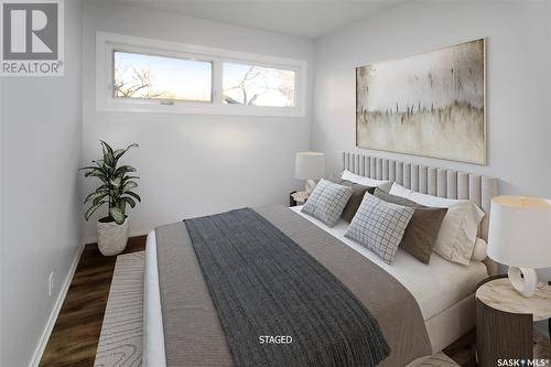 416 2Nd Avenue Se, Swift Current, SK - Indoor Photo Showing Bedroom