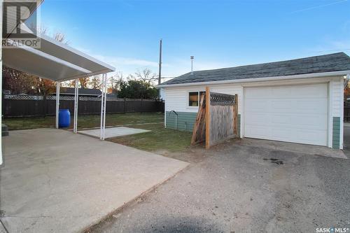 416 2Nd Avenue Se, Swift Current, SK - Outdoor