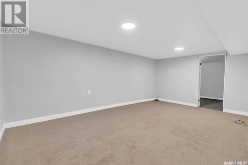 927 Elphinstone Street, Regina, SK - Indoor Photo Showing Other Room