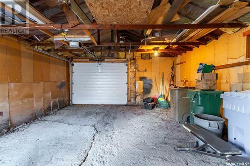 927 Elphinstone Street, Regina, SK - Indoor Photo Showing Garage