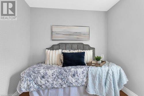 545 Grace St Street, Woodstock, ON - Indoor Photo Showing Bedroom