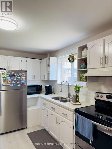 744 Olive Avenue, Oshawa, ON - Indoor Photo Showing Kitchen With Double Sink