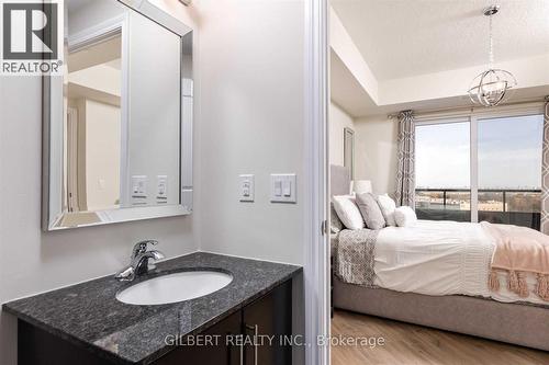 907 - 9255 Jane Street, Vaughan, ON - Indoor